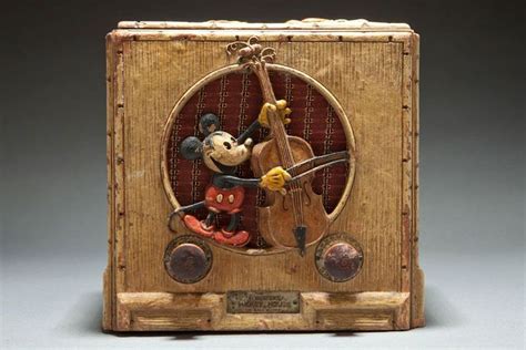 Emerson Model 411 Mickey Mouse Rare Original Disney Painted Version