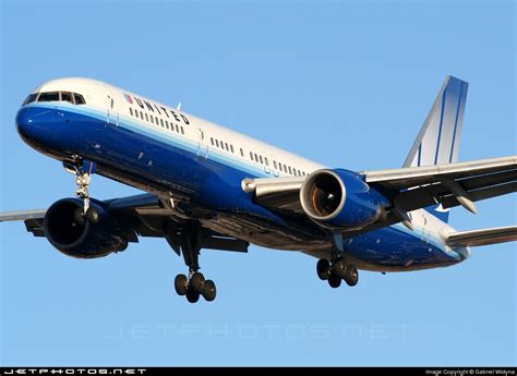N514ua Boeing 757 222 United Airlines Gabriel Widyna Jetphotos