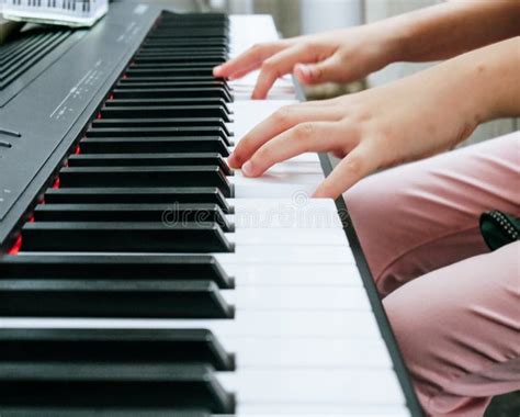 Close Up Finger Playing Piano Keyboard Stock Image Image Of Learning