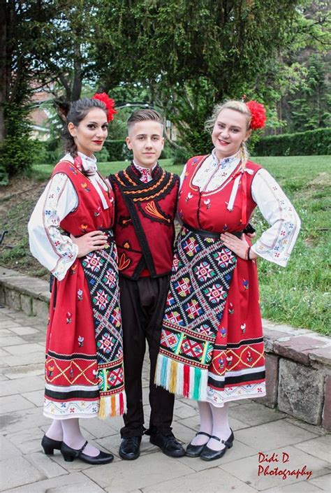 European Dress Folk Dresses Folk Fashion Serbian Bulgarian