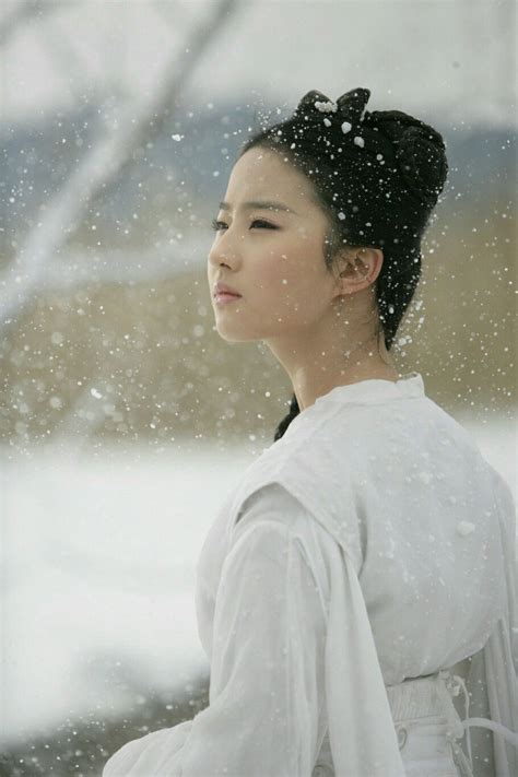 Tiểu Long Nữ 《lưu Diệc Phi Liu Yifei 刘亦菲》 Beauty Girl Ancient Chinese Clothing Beautiful