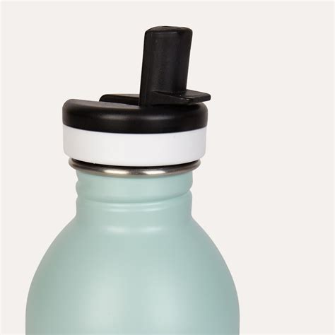 This clear glass trigger sprayer is a functional and durable bottle for products around the home. Buy the Noodoll Water Bottle at KIDLY UK