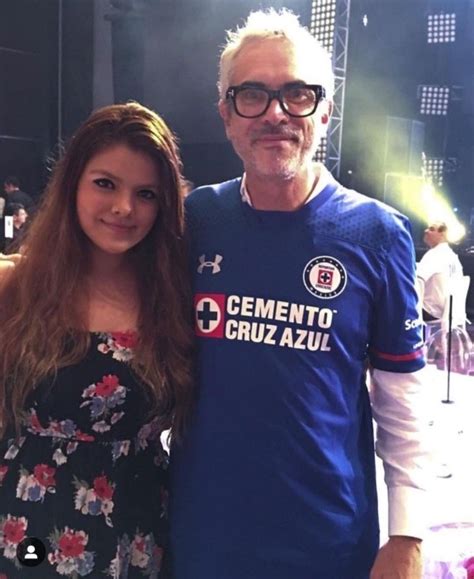 #eugenioderbez así celebró el campeonato de #cruzazul#ludovico #ligamxsíguenos en nuestras redes oficiales facebook. Cruz Azul: Famosos y personalidades del deporte que son ...