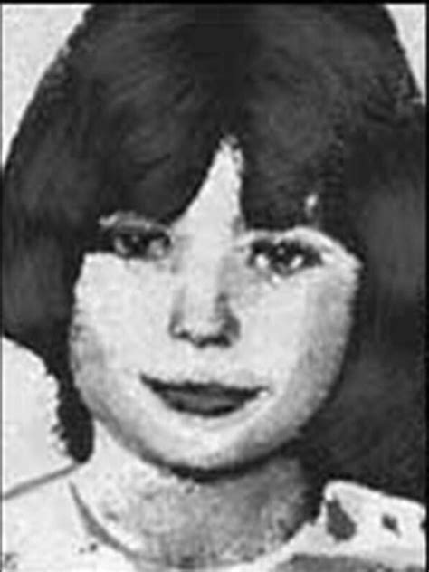 On december 5th, 1968, mary and norma bell were brought to trial for the murders of martin brown and brian howe. Mary Bell, la asesina de 10 años (I)