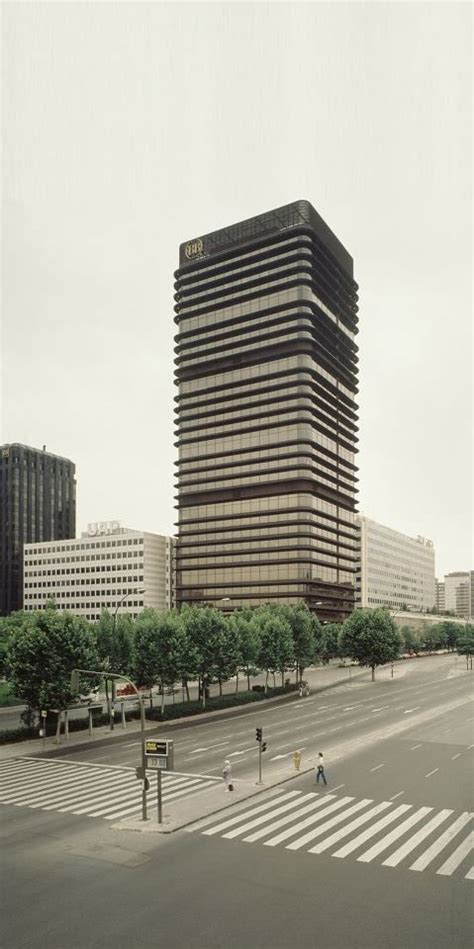 Consigue ahora los teléfonos, direcciones, página web y otras formas para contactar. Torre BBVA, Madrid, Sáenz de Oiza, 1978-81 | Arquitectura ...