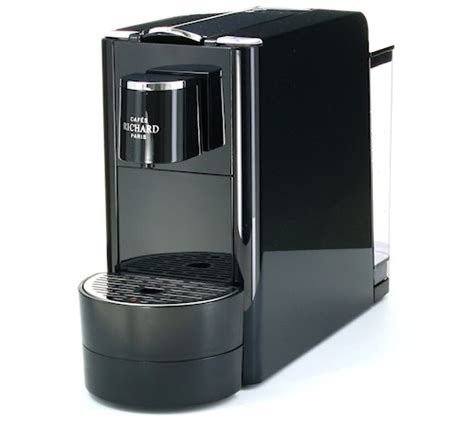 Achat de café en grains ou moulu à la demande, café de spécialité, thé et tisane, chocolat, machine à café. Machine à capsules VENTURA - Cafés Richard