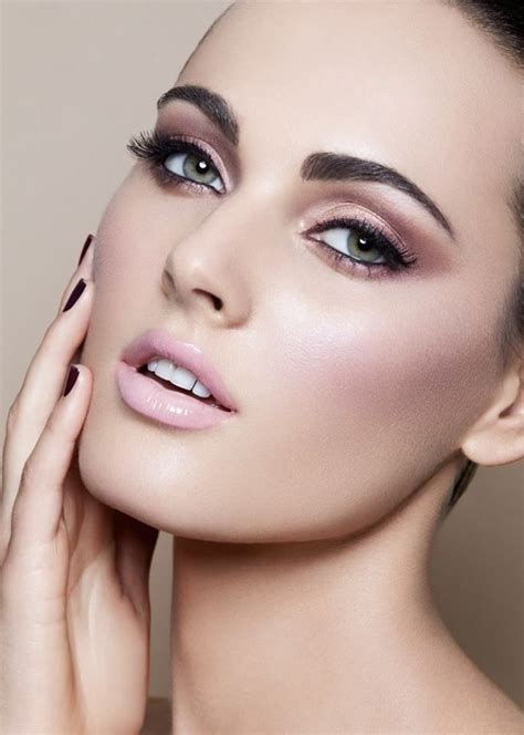 ᴛʜᴇ ʙᴇᴀᴜᴛɪғᴜʟ ᴘᴇᴏᴘʟᴇ Makeup Trends Makeup Tips Eye Makeup Hair