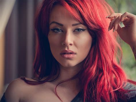 Wallpaper Red Hair Girl Tattoo Blue Eyes 2560x1600 Hd Picture Image