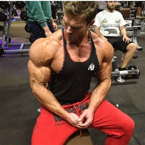 6 Best Tips To Build Your Ultimate Shoulders Bodybuilding Workouts