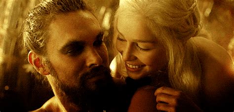 Tv Love Signs Youre Obsessed With Gots Daenerys Targaryen Yourtango