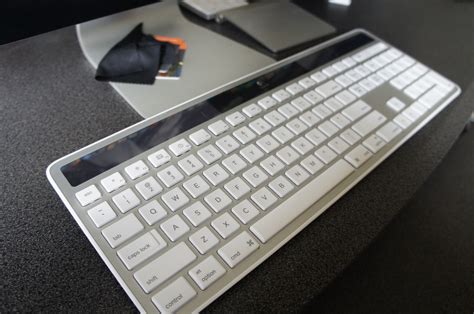 Review - Logitech K750 Mac Keyboard