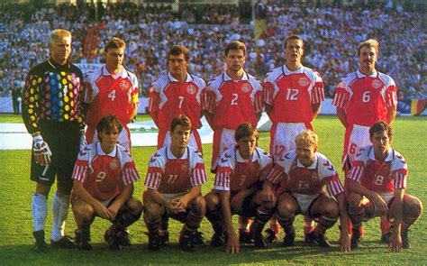 El portero le atajó el cobro de pena máxima al capitán de la selección de croacia y le dio vida a dinamarca en la copa mundial de la fifa rusia 2018. DANESES