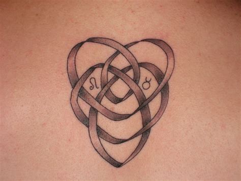 Resultado De Imagem Para Mother And Sons Celtic Tattoos Knot Tattoo