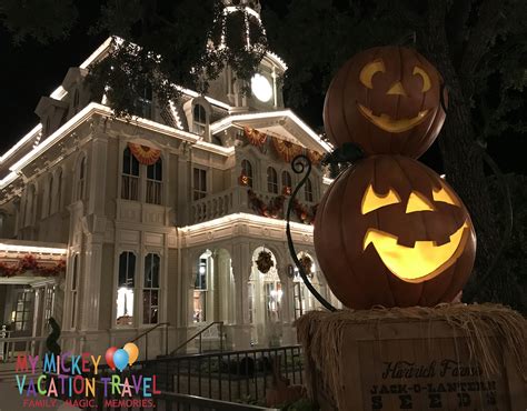 Mickeys Not So Scary Halloween Party Tips From Our Dream Designers