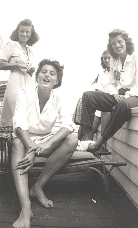 The Kennedy Sisters ~ Kathleen Pat Eunice And Jean ★ ♛♛♚♚ ★ En