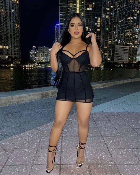 Sadey Ali Dress For Girls Hot Legs Girls Legs Pic Sadey Ali Instagram Black Hair Fashion