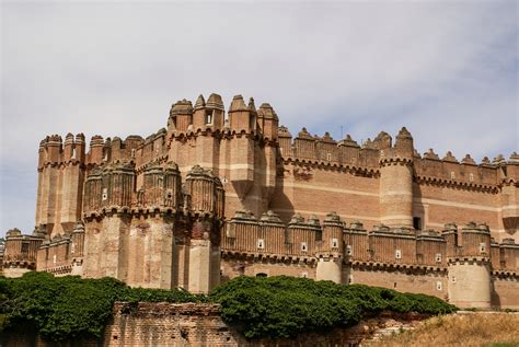 15 of the most beautiful castles in Spain | Skyscanner Ireland