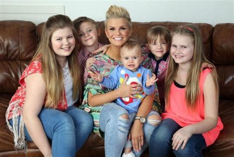 Is kerry katona active on instagram? Kerry Katona - Bio, Net Worth, Married, Husband, Divorce ...
