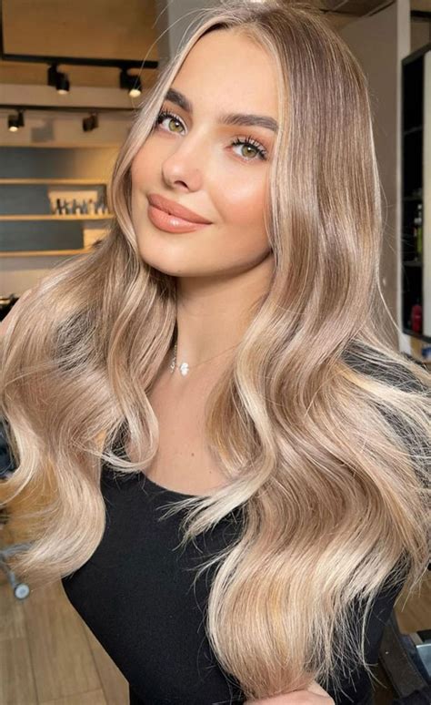 50 Trendy Hair Colour For Every Women Silky Creamy Blonde