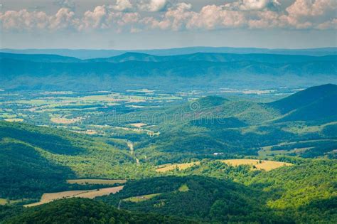 View Of The Shenandoah Valley From Skyline Drive In Shenandoah Stock