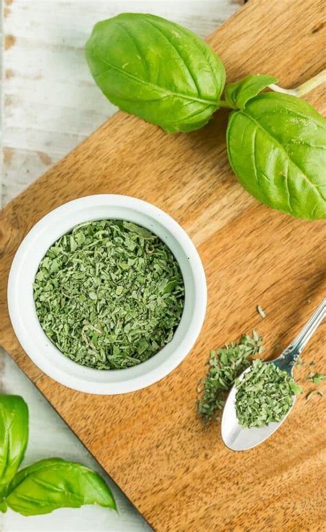 How To Dry Basil Sustainable Cooks