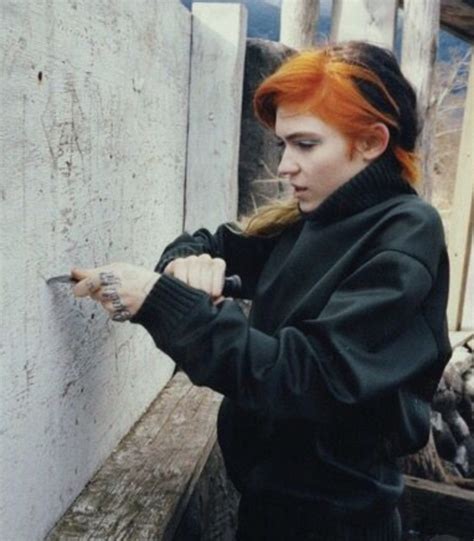 Grimes Grimes Claire Boucher Woman Crush Everyday