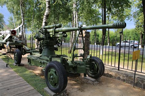 The Soviet Anti Aircraft Gun 52 K Caliber 85 Mm All Pyrenees