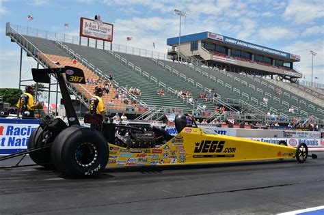 Jegs Nhra Top Dragster Fans Two Time Division 3 Champ Mike Coughlin