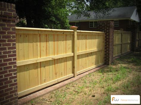 Pictures of wooden fences,styles of wooden fences,types of gates for a fences. The Glenwood - Fence Workshop™