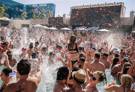 Angehen Publikum Teilt Best Las Vegas Pool Parties Wandern