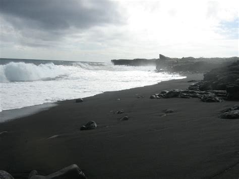 Hilo, HI : Black Sand Beach near Hilo Hawaii photo, picture, image
