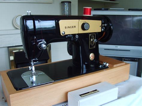 11,575 results for singer sewing machine. Singer 224 | Collectors Weekly