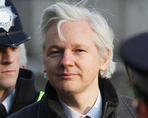 Ecuador To Let Julian Assange Stay In Its London Embassy The New York