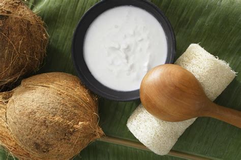 10 Ways To Use Coconut Oil In Your Beauty Routine