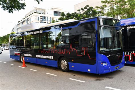 Beliau menggantikan saidi yaacob yang tamat tempoh perkhidmatan pada februari lalu. Scania Menjalankan Ujian Rintis Ke Atas Penyelesaian Bahan ...