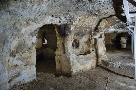 excavations reveal huge underground city in turkey s mardin daily sabah