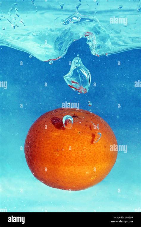 Orange Vitamins Vitamines Fruit Tangerine Fresh Water Blue