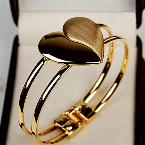 Choosing 22ct gold women's bracelet as gifts. Promotion 2016 New Crystal Charm Heart Bangle Gold Color ...