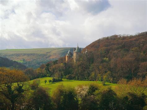 Castell Coch Cadw Visitwales