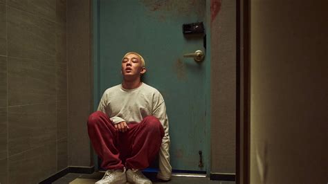 #ALIVE Review: The Zombie Lockdown Movie We Need