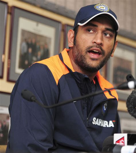 Mahendra Singh Dhoni Photos Mahendra Singh Dhoni Photo Gallery Veethi