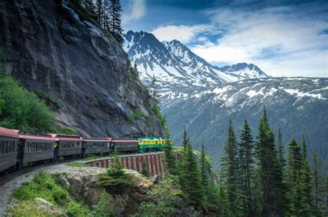 The 19 Most Gorgeous Scenic Train Rides You Can Take In America