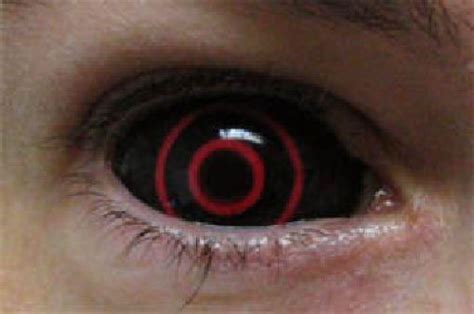 Crazy And Cool Contact Lenses That People Actually Wear
