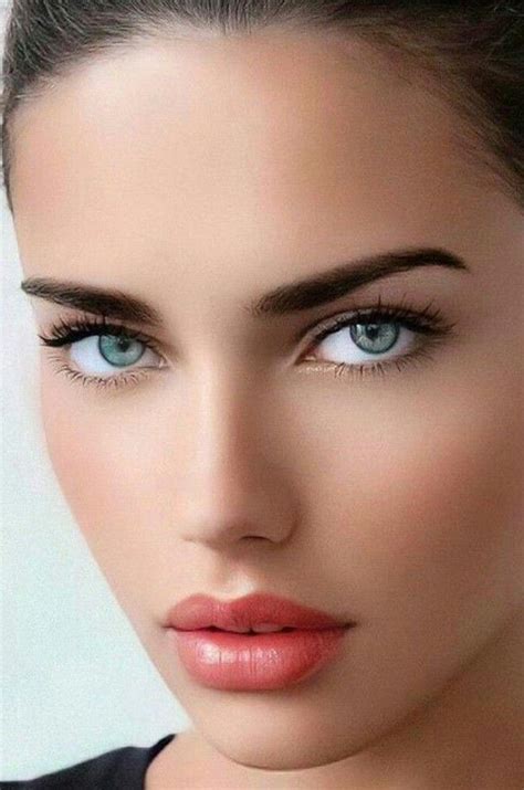 Most Beautiful Eyes Stunning Eyes Gorgeous Girls Beauty Killer