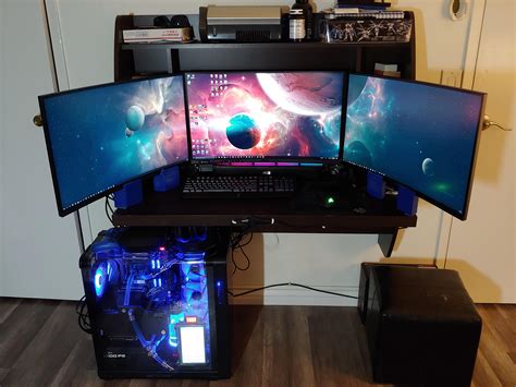 Just Got The Side Monitors All Curved 1440p Rbattlestations