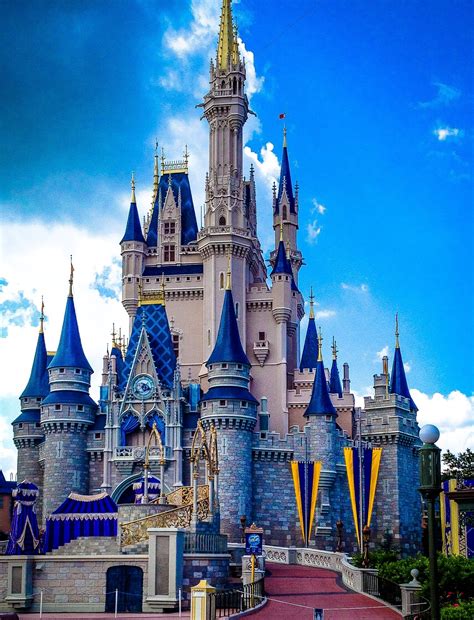 Walt Disney World Resort The Cinderella Castle Disney World Castle