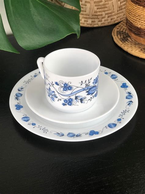 Beautiful Set Of 4 Vintage Coffee Cup Saucer And Side Plate Etsy UK