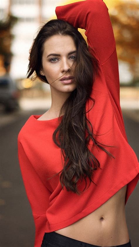 Download 720x1280 Wallpaper Brunette Red Top Woman Model Glamor