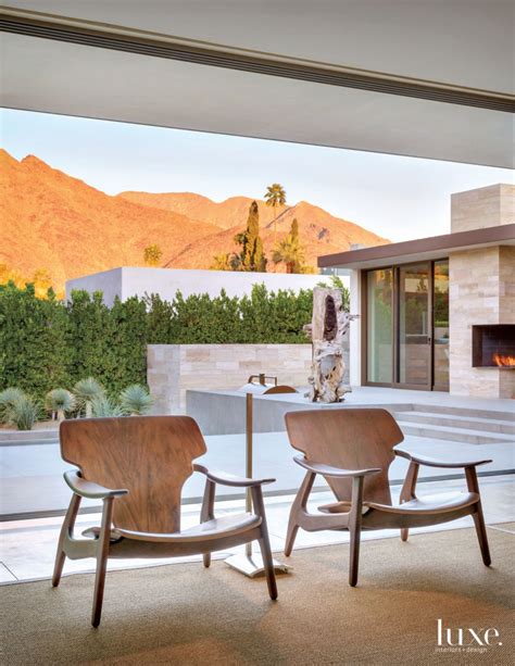 A Modern Palm Springs Desert Home With Midcentury Style