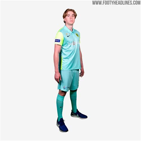 Jun 16, 2021 · nach leihe zu huddersfield: 100% Teamwear: Genk 20-21 Trikots veröffentlicht - Nur ...